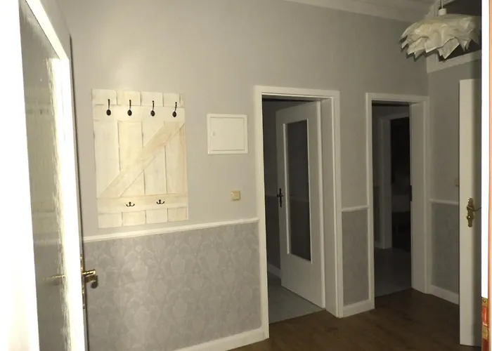 Gut Zarrentin * Zarrentin (Vorpommern-Rugen)